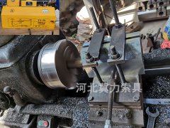 手動永磁起重器在切割工具上