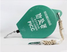 礦用防墜器自動潤滑裝置解決