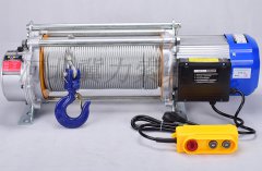 使用電動提升機(jī)要逐漸提升速