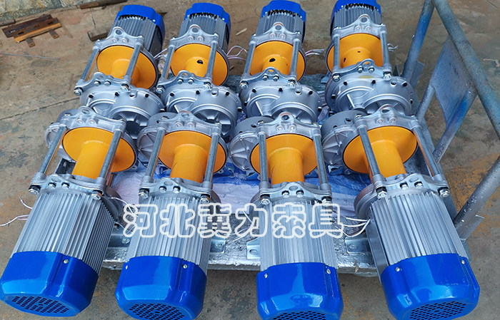 快速電動(dòng)提升機(jī)展示圖